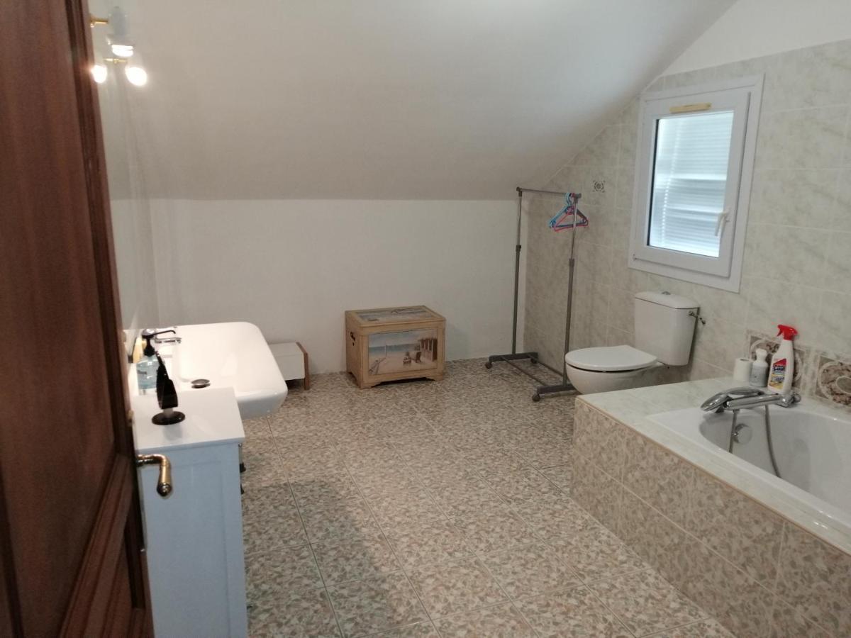 A La Joie De Vivre Chez L'Habitant Banat 外观 照片